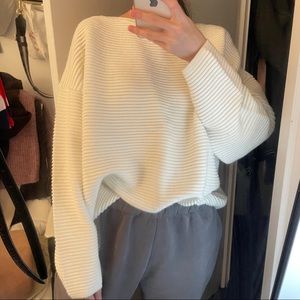 Zara white long sleeve sweater